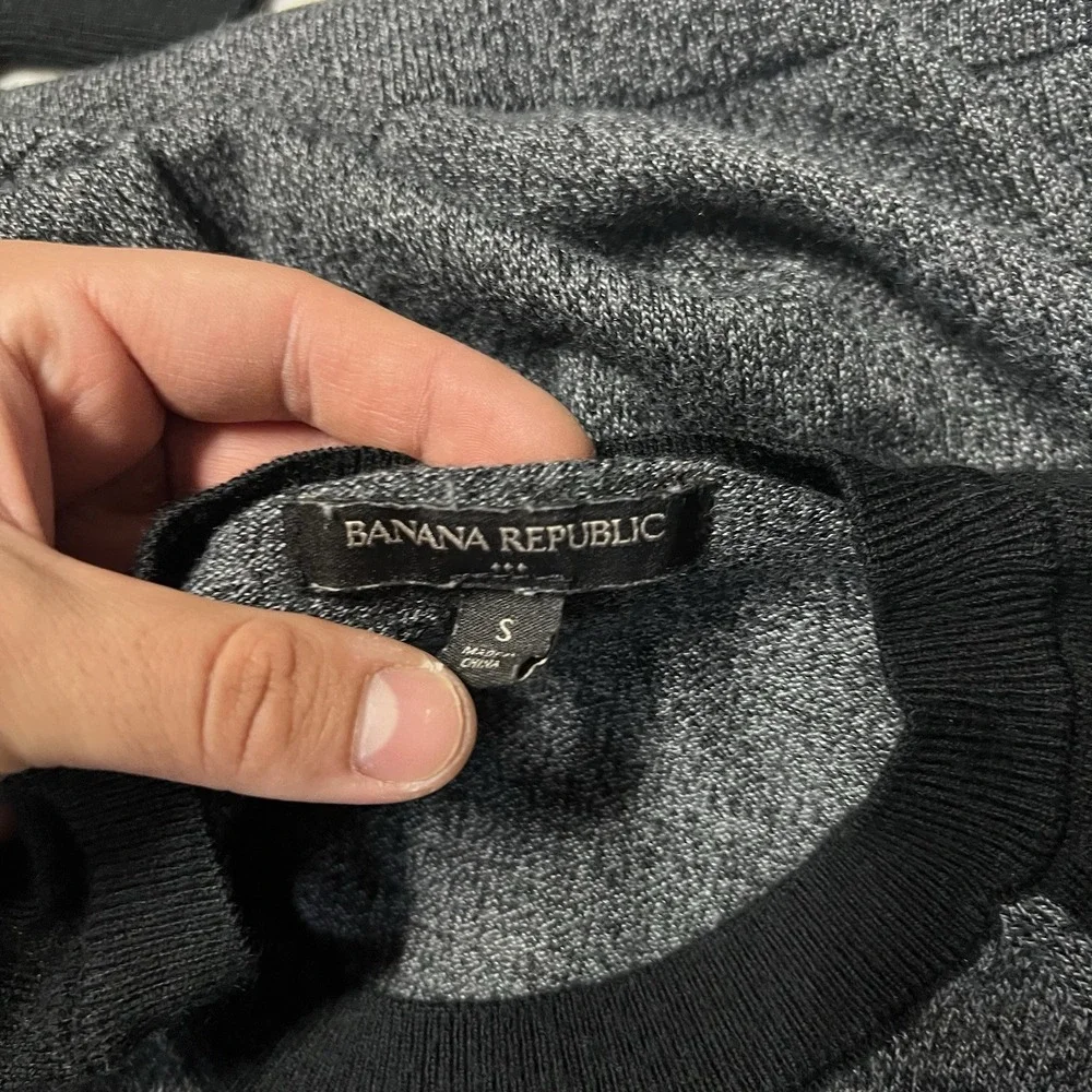 Banana Republic Sweater Men's Small Extra Fine Merino Wool Blend Knit Raglan